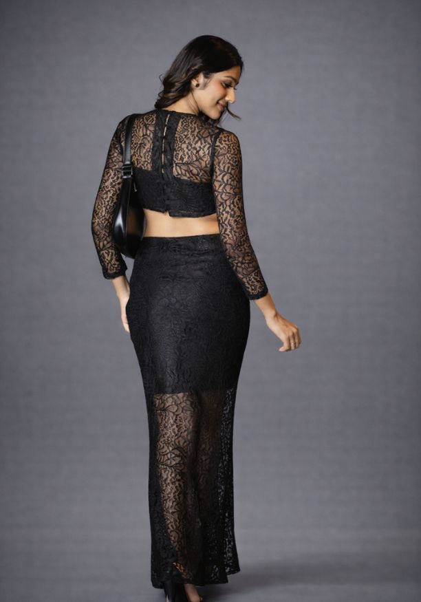 AMENA BLACK CROP TOP 