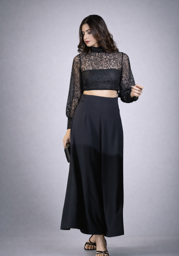 ROMINA BISHOP SLEEVE BLACK CROP TOP