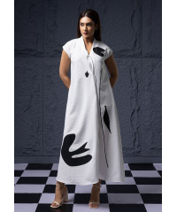 Loa minimalistic maxi dress