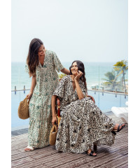 JENNY V NECK BLACK & WHITE DRESS