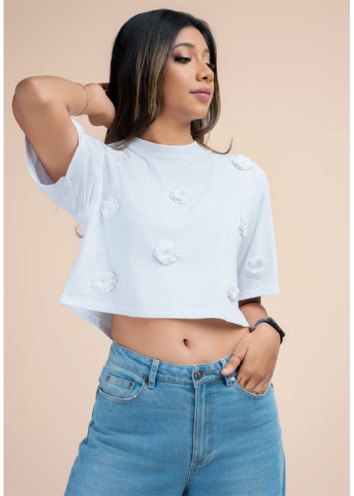 FLORAL APPLIQUE WHITE TEE