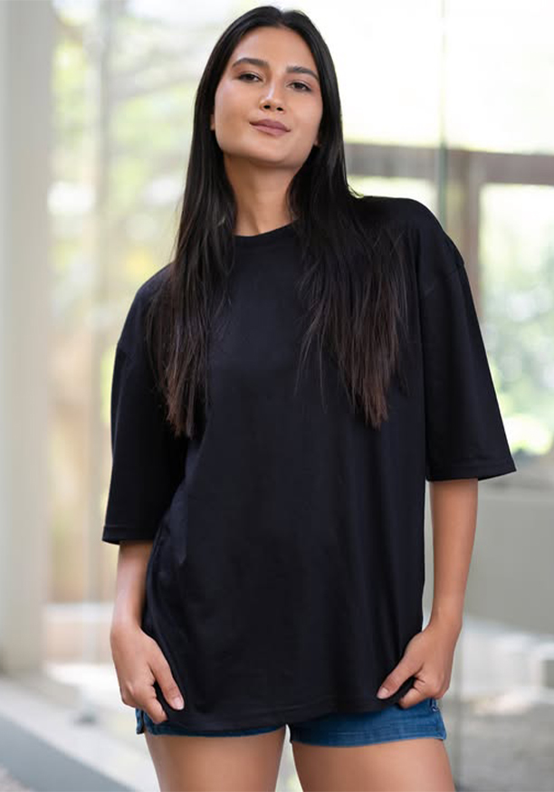 BLACK BAGGY TEE