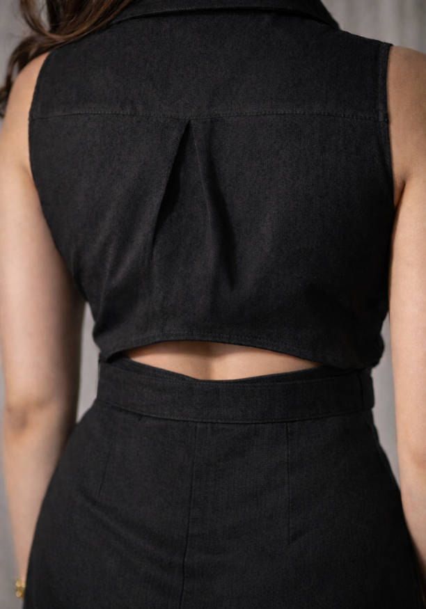 FLARA SLEEVELESS BLACK DRESS